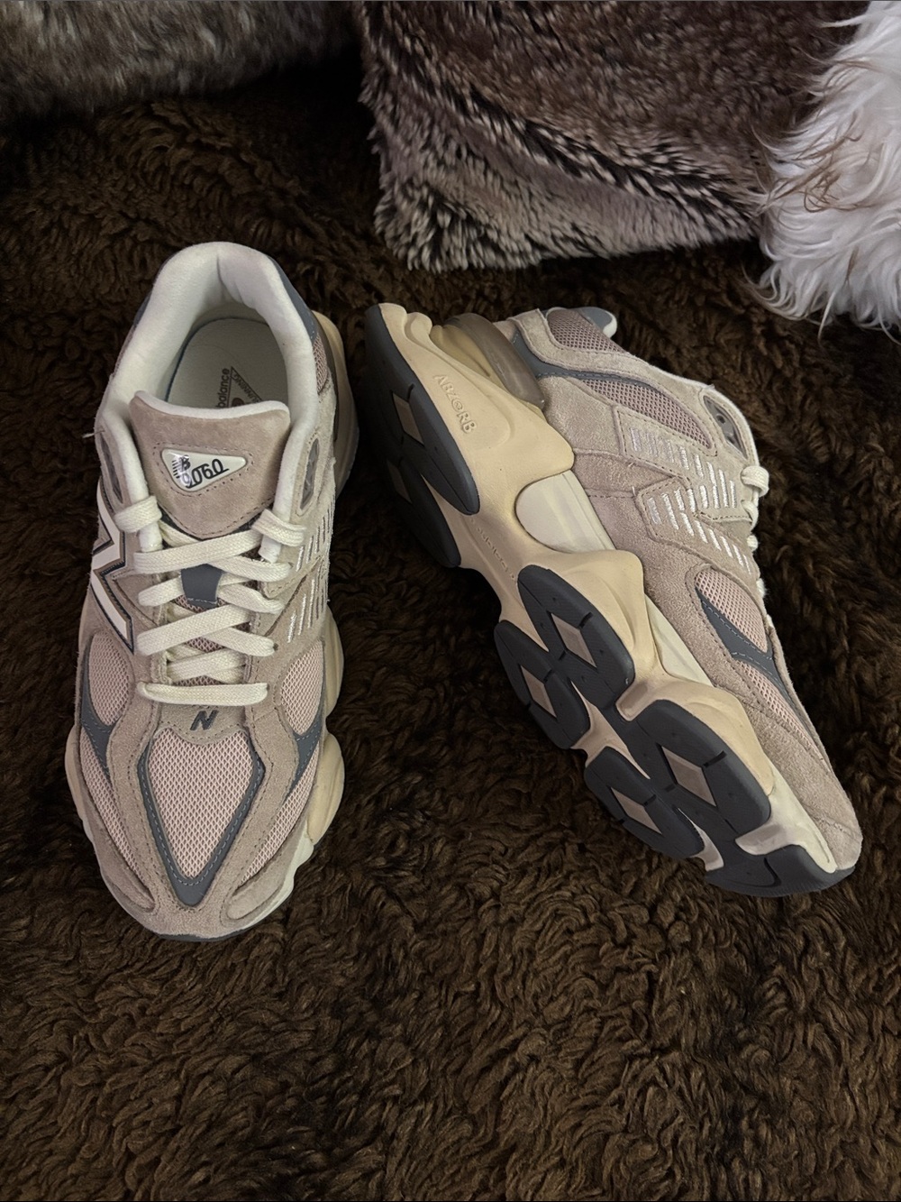 Rare! New Balance 9060 Chunky Men’s 8 sneakers - Beige and Gray - Picture 8 of 10